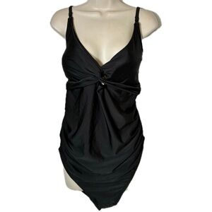 Old Navy Plus Black One-Piece Swimsuit With Adjustable Straps - NWT Size XXL!